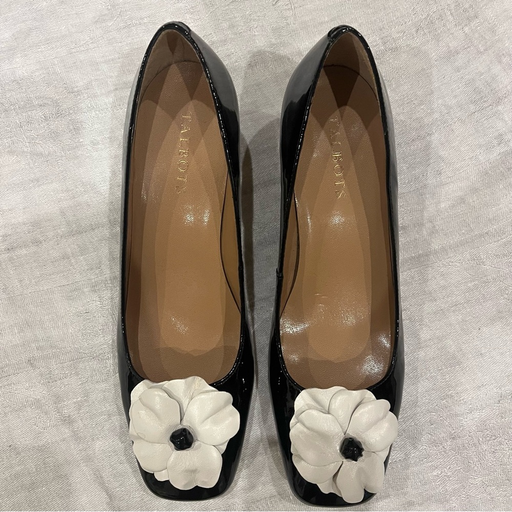 Talbots Black and White Heels with Elegant Flower Embellishment